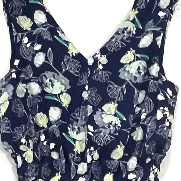 Apt 9 Womens Blue Floral Jumpsuit Size Small - Picture 3 of 7